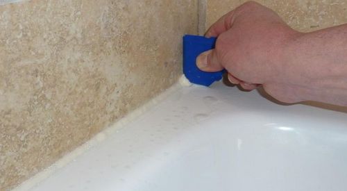 Чем заделать щель между ванной и стеной: стык закрыть и шов обделать, ванны по краям изоляция, зазор и расстояние
