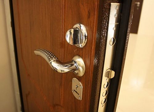 Как правильно выбрать входную металлическую дверь
