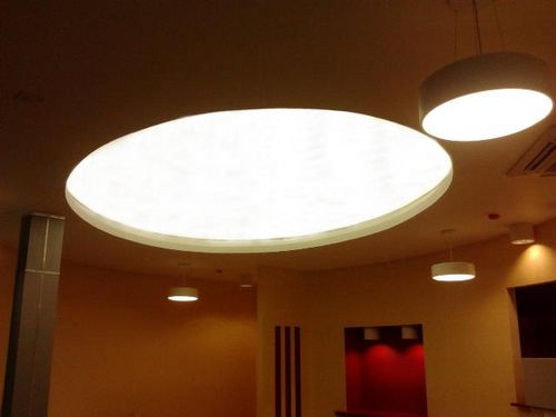 Подсветка изнутри натяжного потолка с помощью светодиодной ленты
