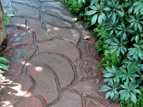 Садовая дорожка из бетона своими руками: как залить? (с фото)